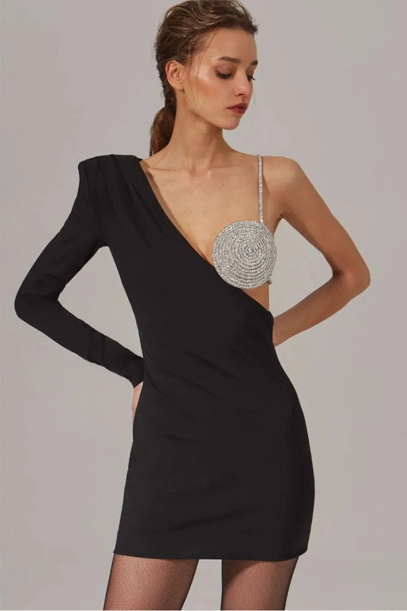 ASYMMETRIC ONE-SHOULDER DRESS