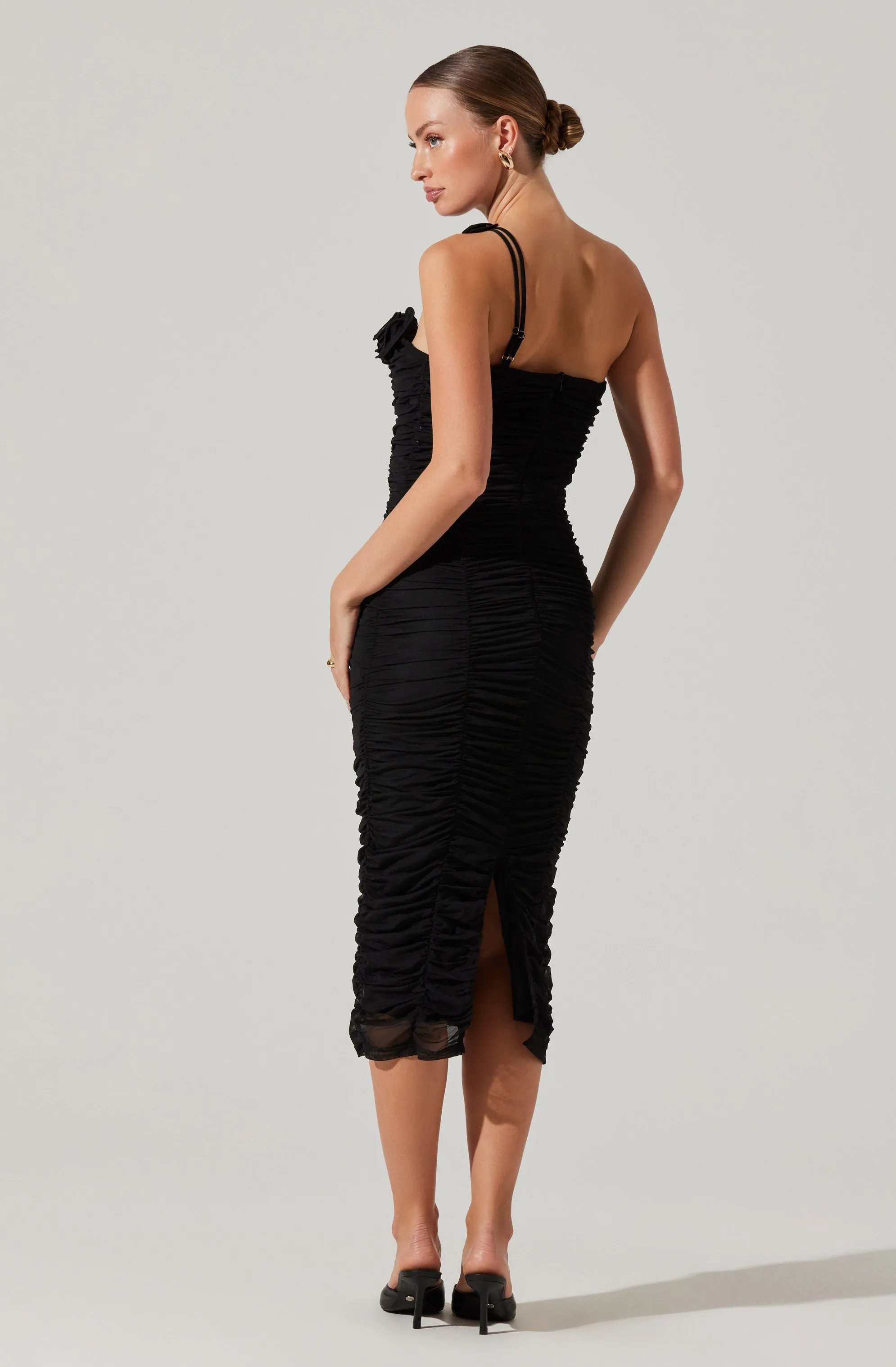 Corsage Ruched Bodycon Midi Dress