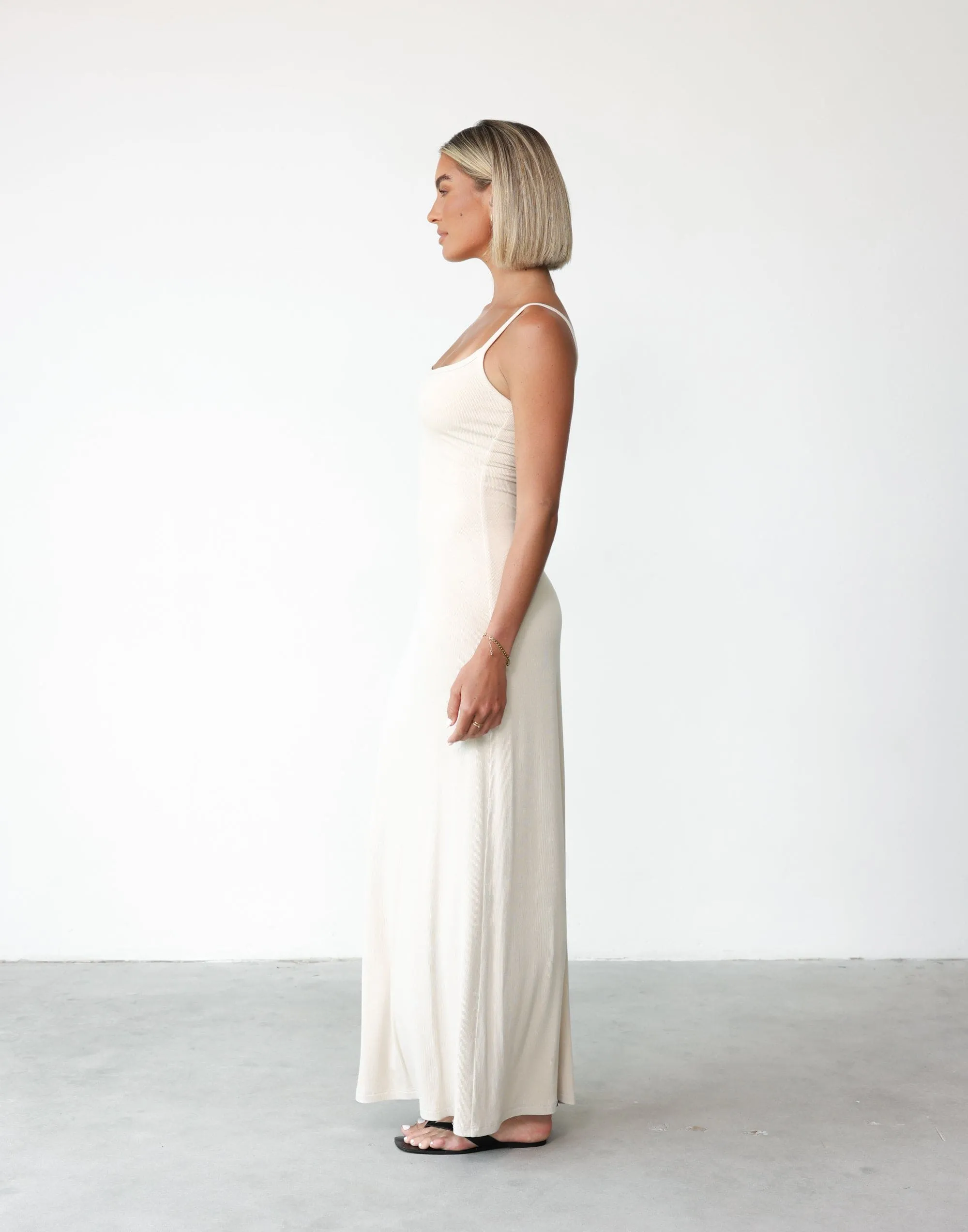 Helia Maxi Dress (Oat)