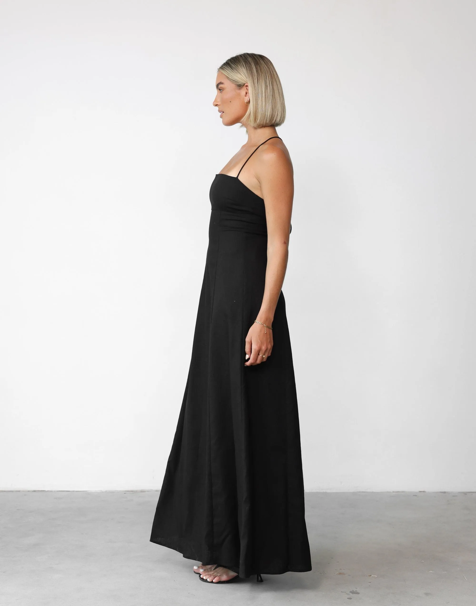 Madelyn Maxi Dress (Black)